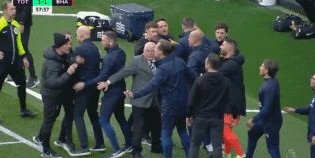 百家乐官方网站-双双罚下！两个意大利教练，为啥在英超干起来了？