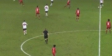 百家乐APP下载-【德甲】格纳布里戴帽+助攻莱万双响 拜仁5比0客胜